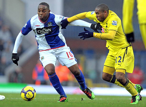 纷纷将其纳 纷纷将其纳