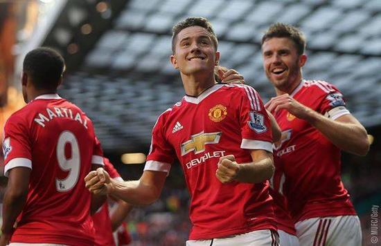 巴萨急需找 巴萨急需找